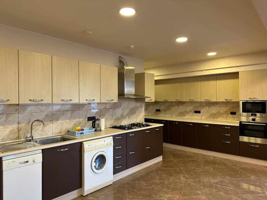 Panoramic View Apartment
