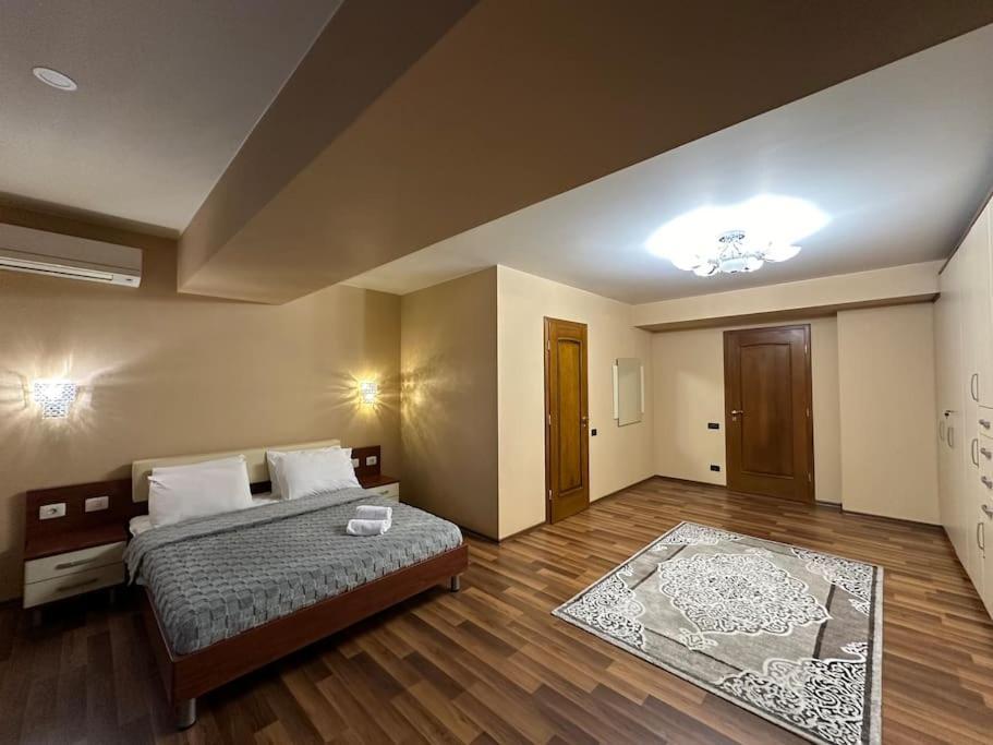 Apartment Panoramic View *